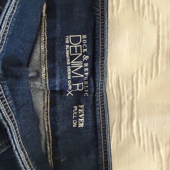 Rock & Republic Denim - Picture 2 of 4